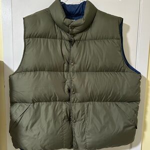 L.L. Bean Men's Green Puffer Vest